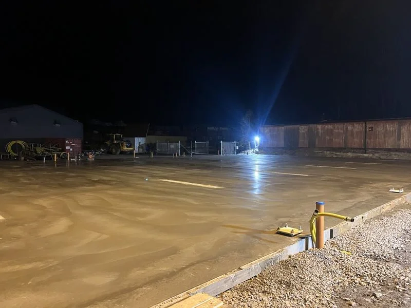 Concrete floor polishing, night